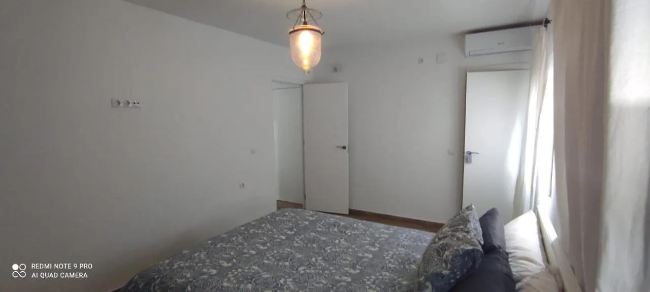 Atico Amplio Y Luminoso Apartamento Sevilha
